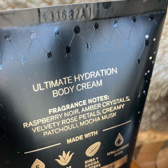 Bath and Body Works Into the Night - Picture 2 of 3